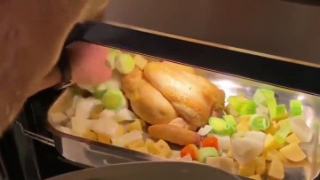 Do you know how to cook a roasted chicken at home?  In this video Giancarlo Perbellini, two stars Michelin chef, will show the recipe to prepare the best chicken for your dinner, including a side of vegetables. Are you ready?